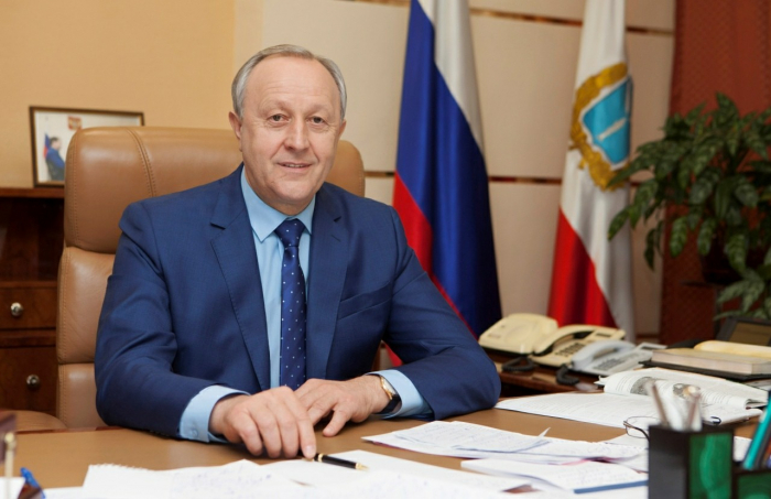 Поздравление губернатора В.В. Радаева с Днем России