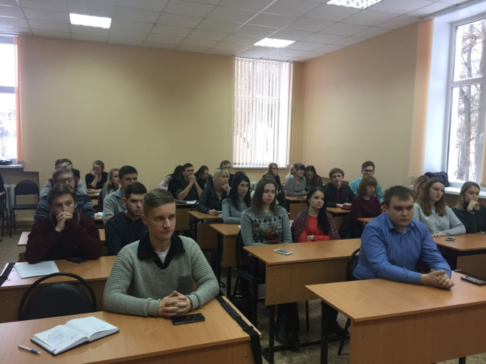 Студентам Смоленского филиала СГЮА рассказали о судебной системе России