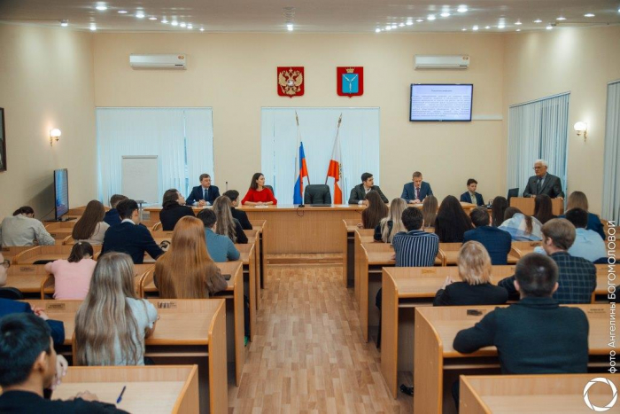 В СГЮА прошло заседание межвузовского дискуссионного клуба «Столыпин»