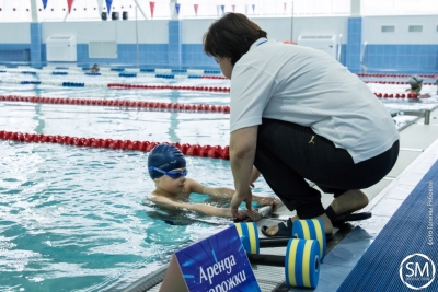 В бассейне СГЮА начались занятия для детей с ограниченными возможностями