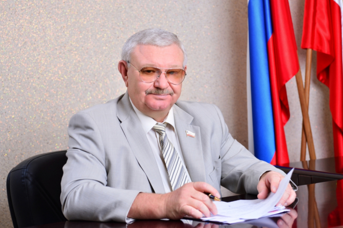 Поздравление ректора С.Б.Суровова с Новым годом